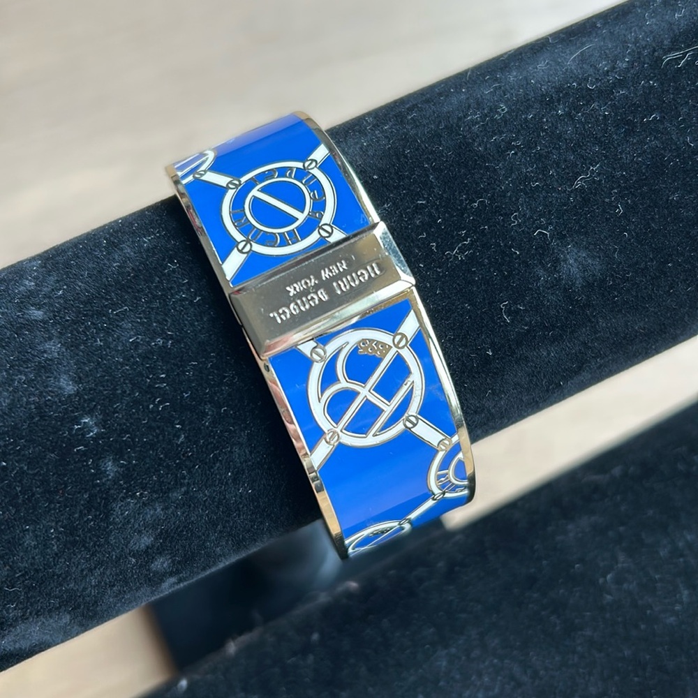 Henry Bendel cuff bracelet